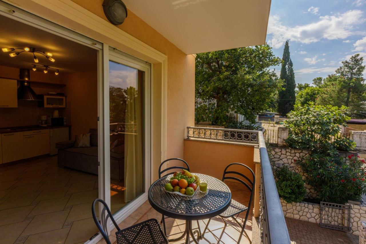 Amfora Apartments Crikvenica Exterior foto