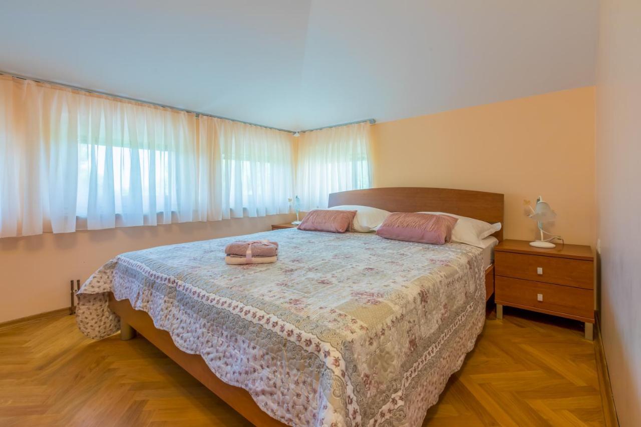 Amfora Apartments Crikvenica Exterior foto
