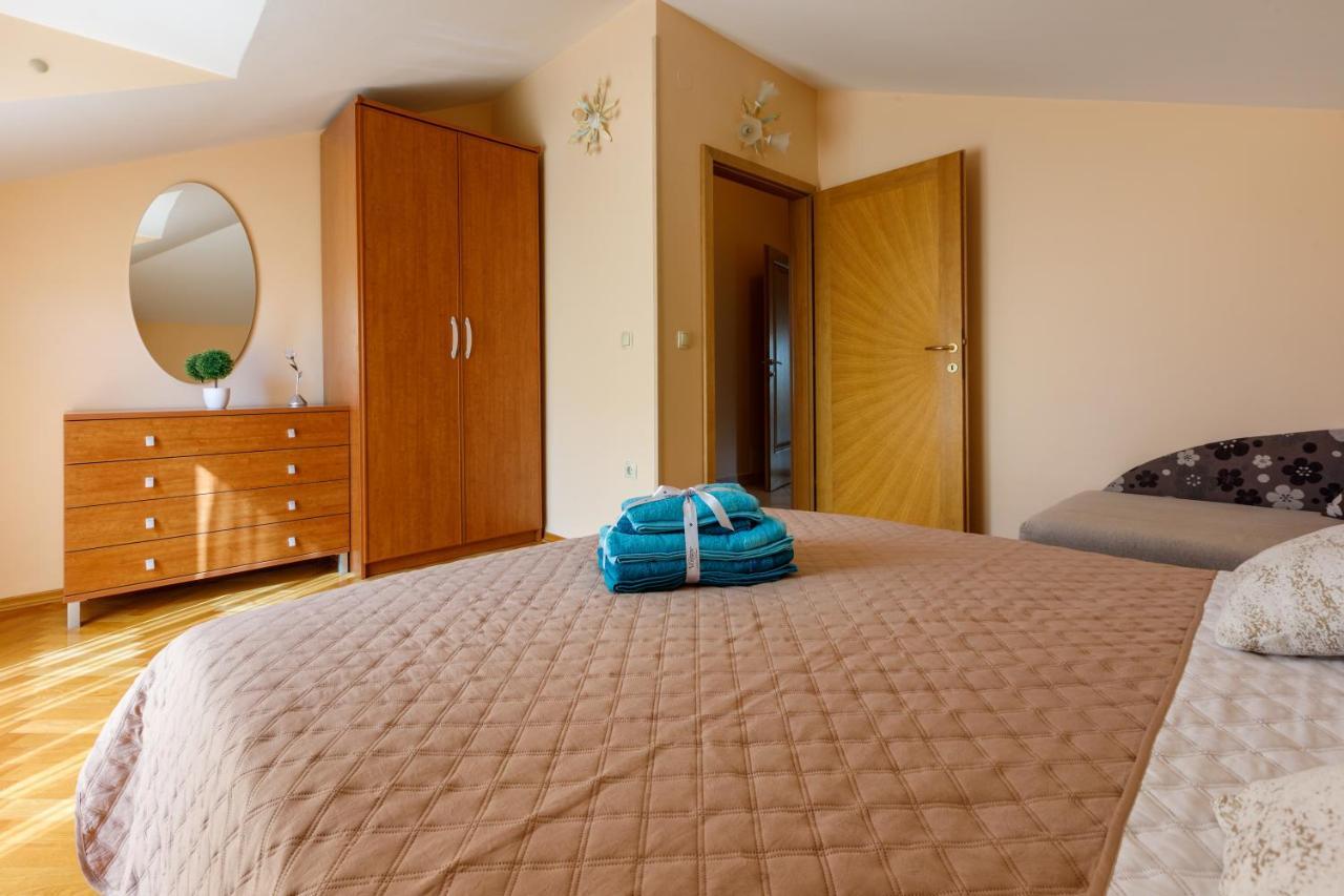 Amfora Apartments Crikvenica Exterior foto