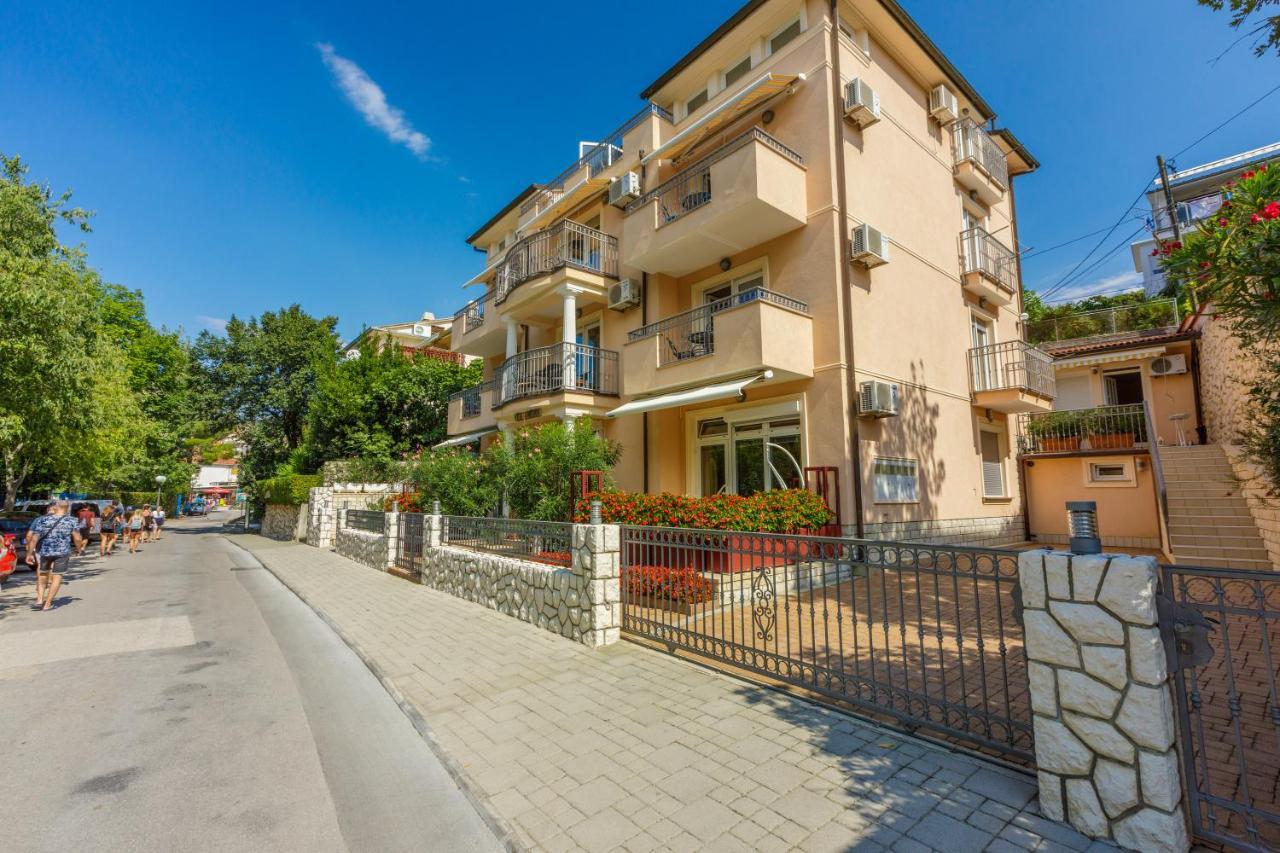 Amfora Apartments Crikvenica Exterior foto