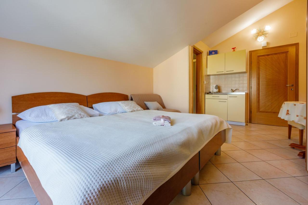 Amfora Apartments Crikvenica Exterior foto