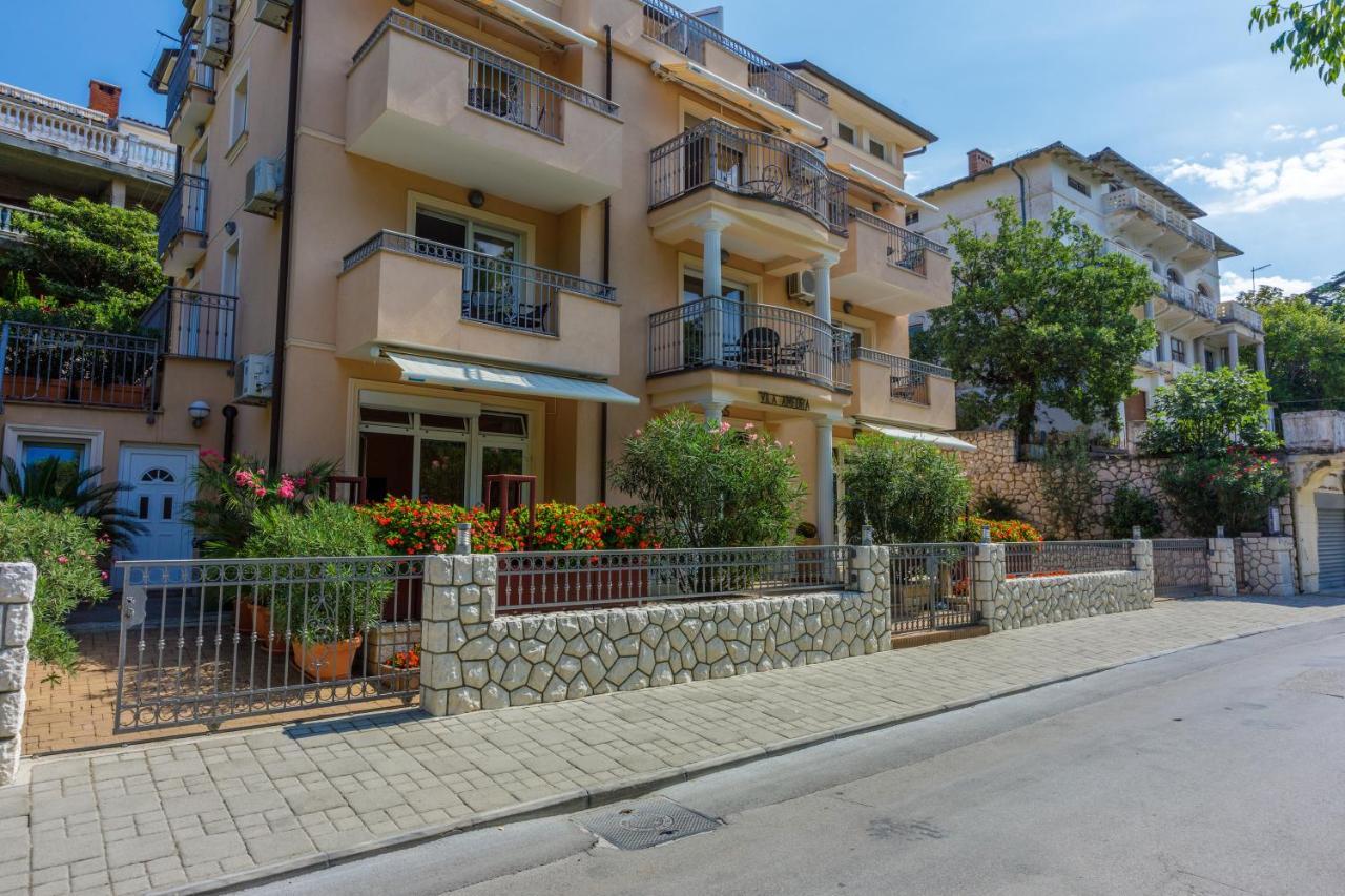 Amfora Apartments Crikvenica Exterior foto